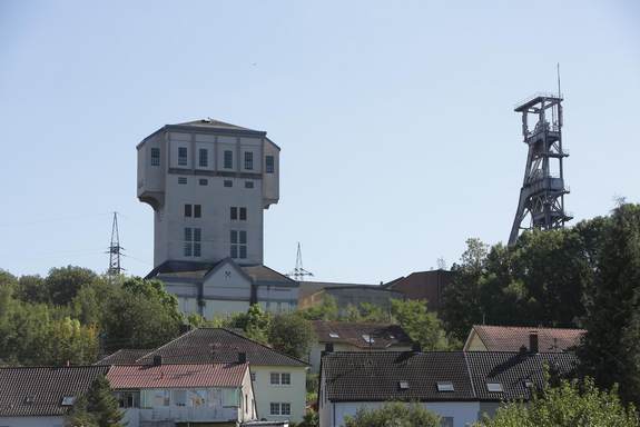 Hammerkopfturm mit Förderturm, Fischbach-Camphausen